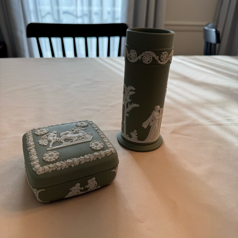 Green Decorative Box and Vase Set